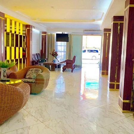 Palace Hotel Μανταλέι Εξωτερικό φωτογραφία
