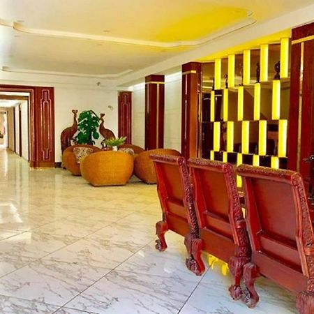 Palace Hotel Μανταλέι Εξωτερικό φωτογραφία