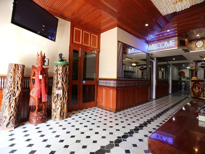 Palace Hotel Μανταλέι Εξωτερικό φωτογραφία