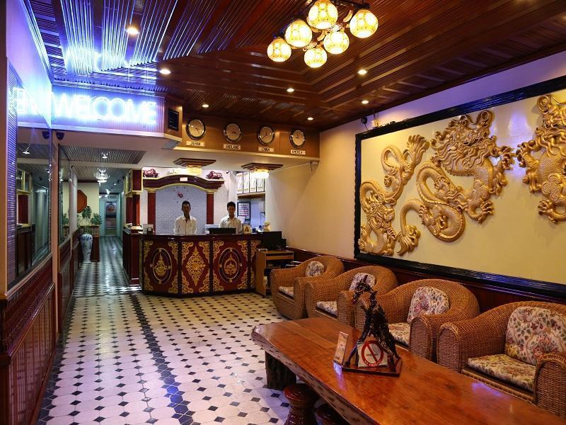 Palace Hotel Μανταλέι Εξωτερικό φωτογραφία