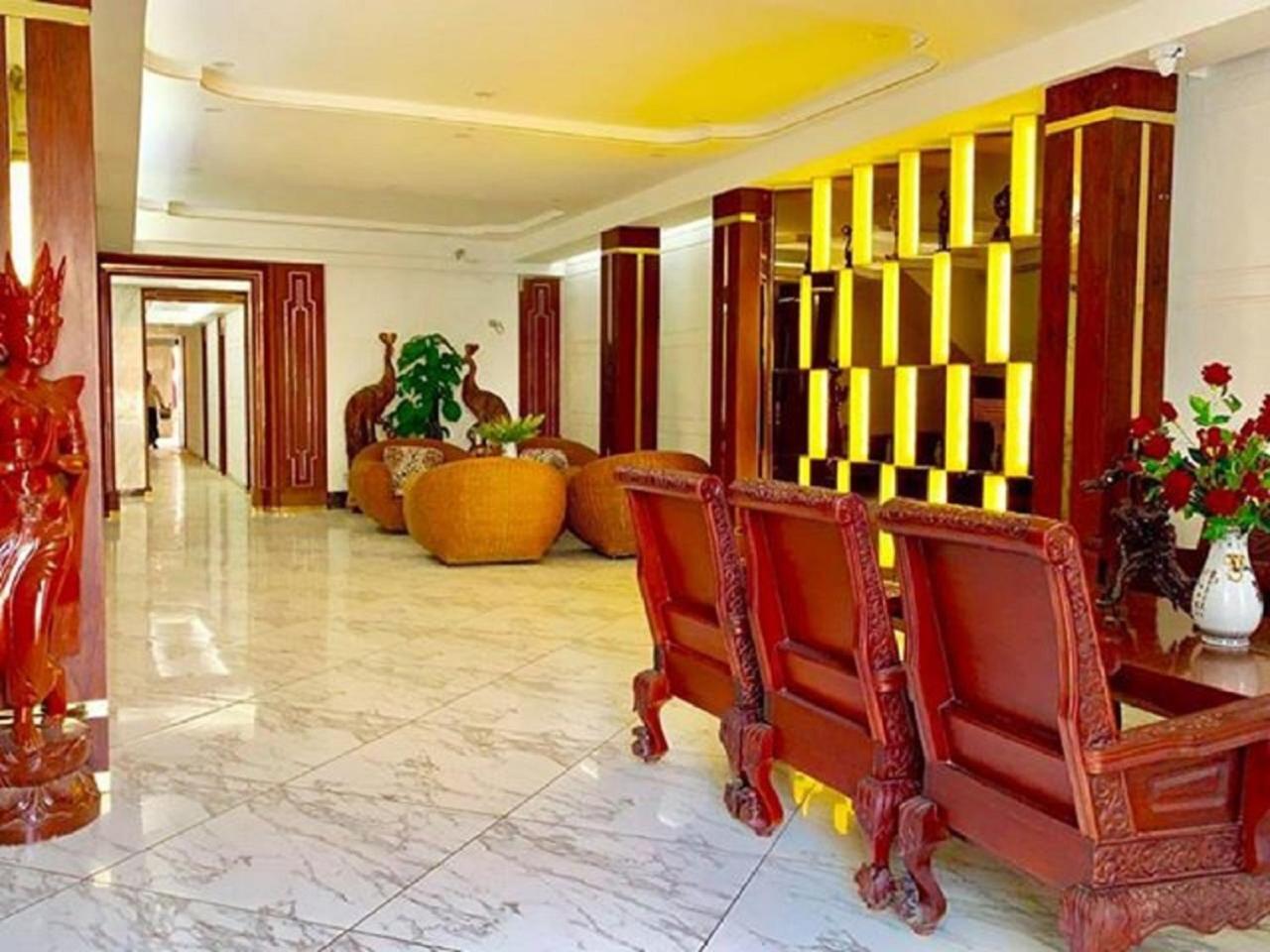 Palace Hotel Μανταλέι Εξωτερικό φωτογραφία